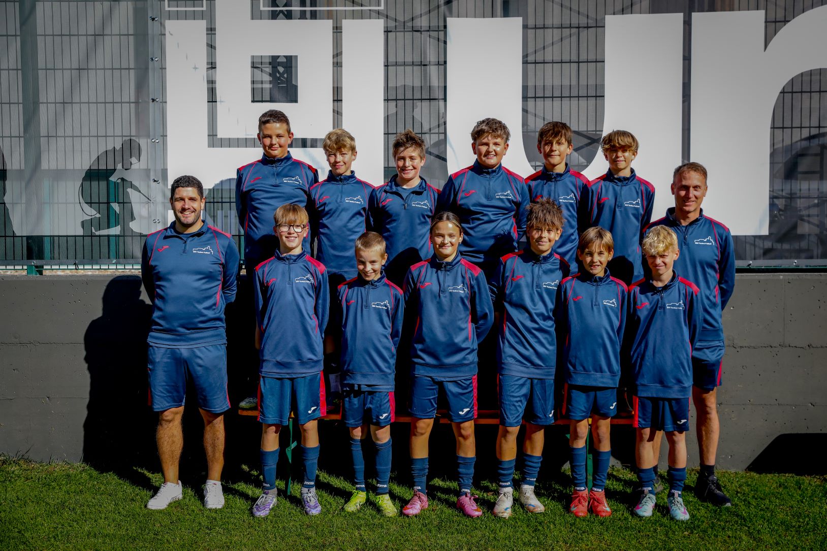 u12 MITTEL
